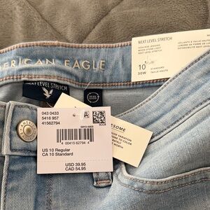 American Eagle Outfitters Light Wash Women's skinny jeans nwt